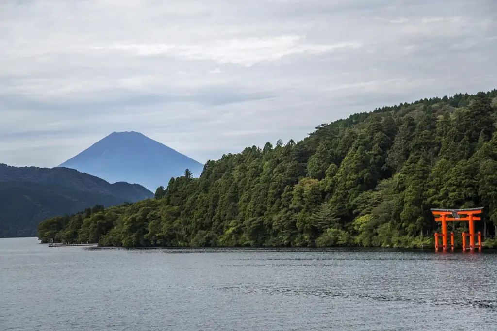 Mount Fuji and a red torii seen across Lake Ashi in Hakone