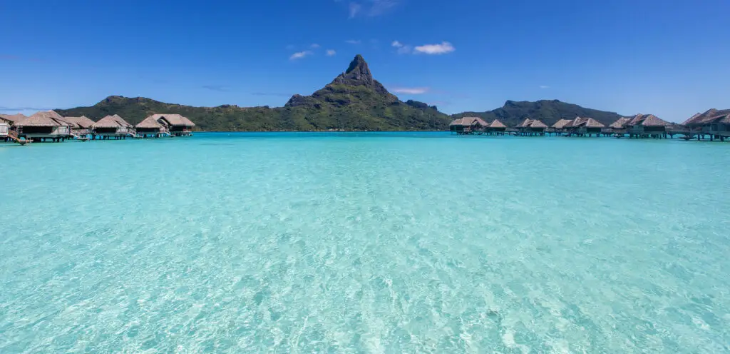 Bora Bora Landscape 01