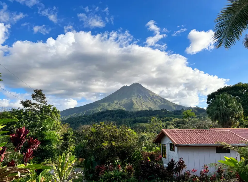 Costa Rica Hero 01