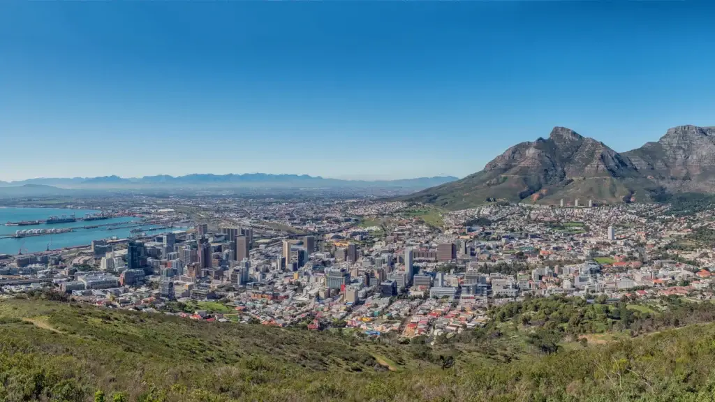 Panoramic view of Cape Town, Table Mountain and the harbor from Signal Hill