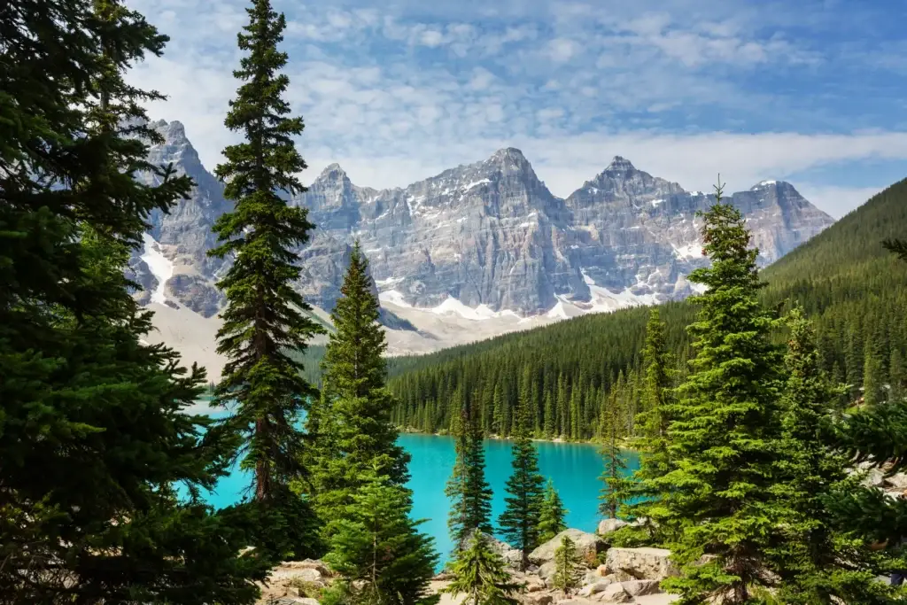 Documented Moraine Lake and Valley of the Ten Peaks or a Parks Canada shuttle in exact Moraine Lake context