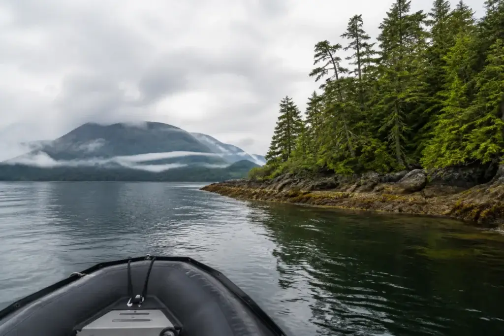Authorized non-sensitive Gwaii Haanas marine landscape or visitor-orientation context