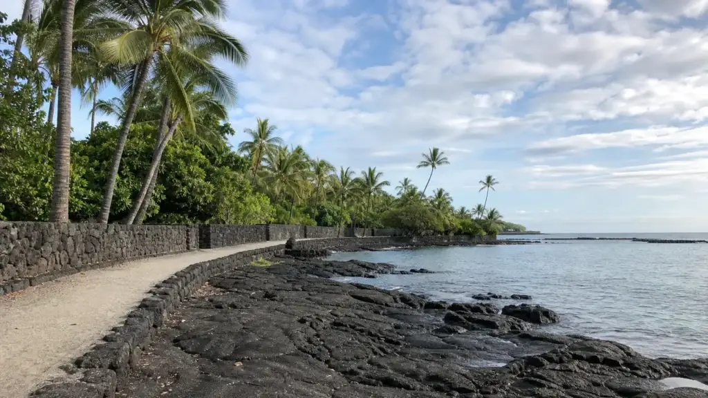 Puʻuhonua o Hōnaunau National Historical Park landscape or verified exterior context