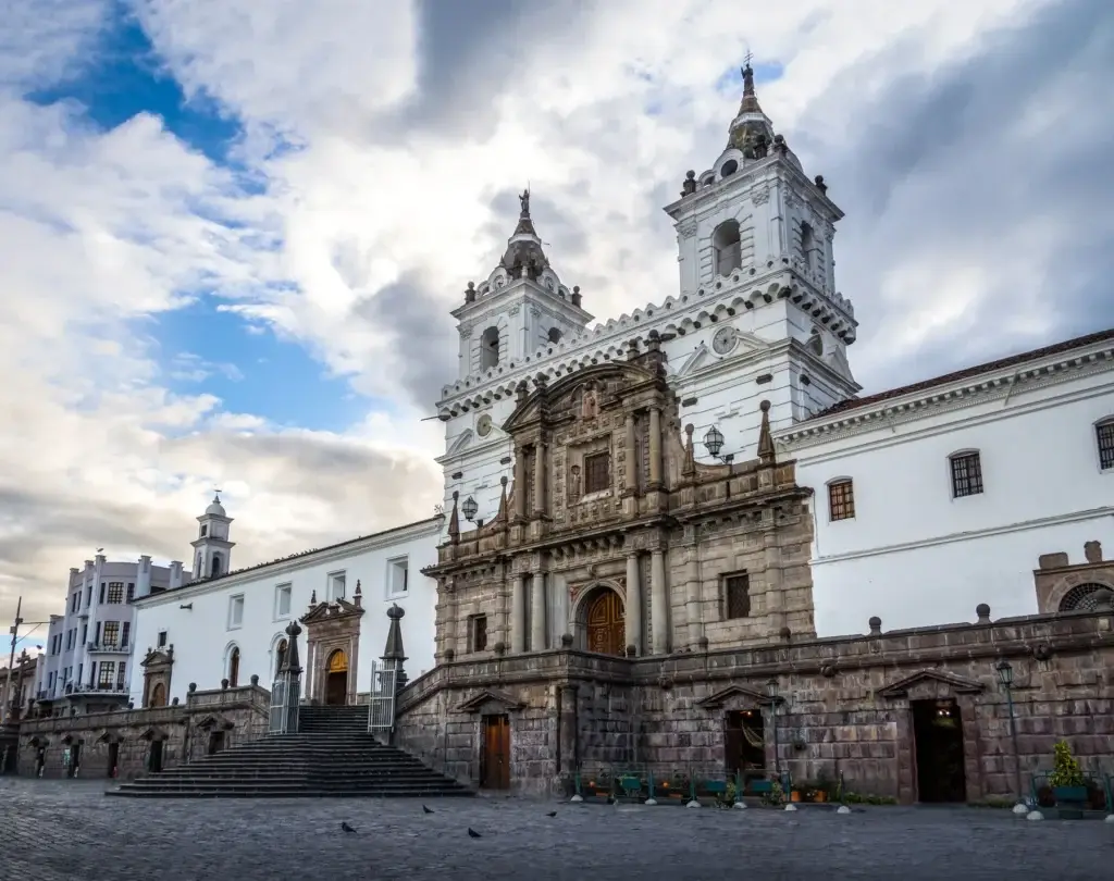 Exact Quito heritage exterior or authorized wide interior associated with Escuela Quitena