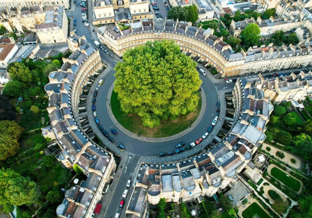 The Circus in Bath, shown as Georgian-neighborhood context for choosing a base.