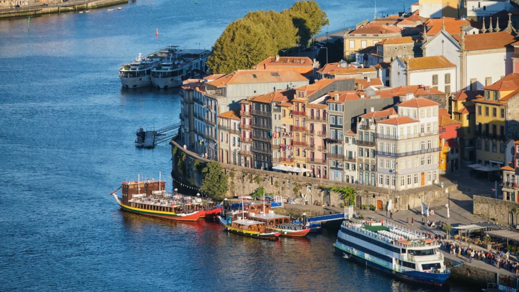 Porto Ribeira beside the Douro River.