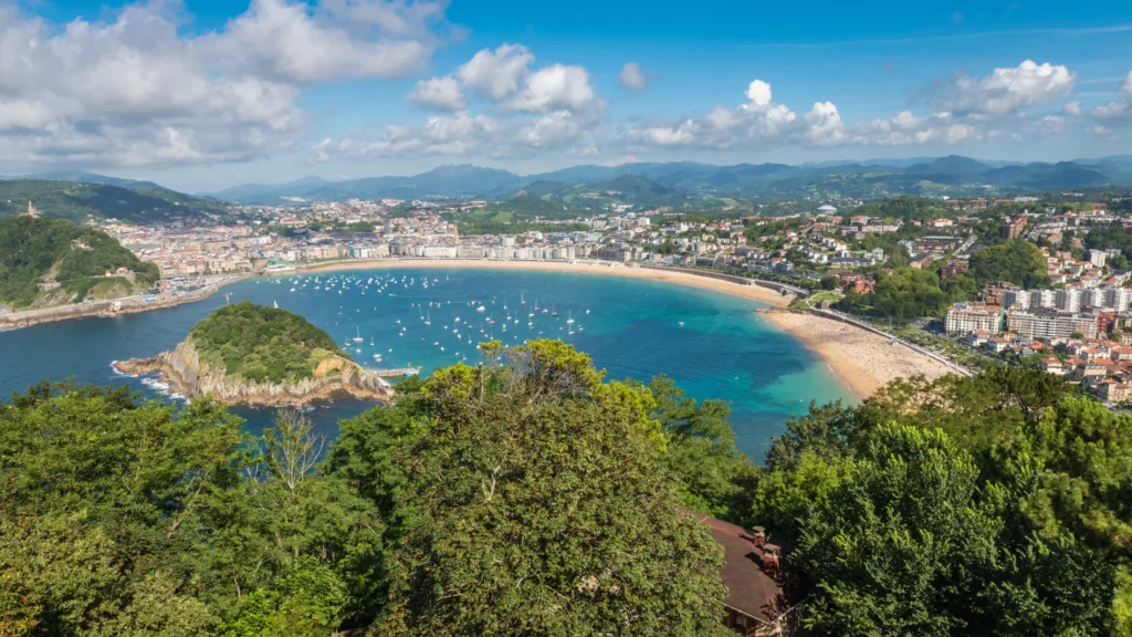 San Sebastián and La Concha bay.