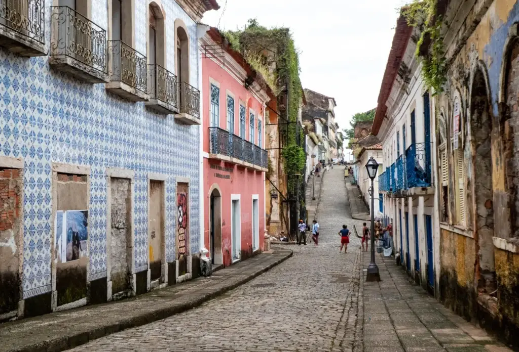 Tiled façades and a cobbled street in São Luís, Maranhão.