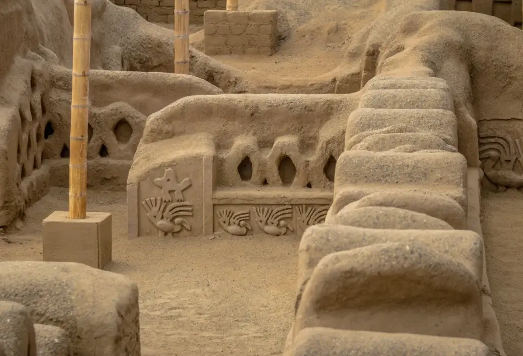 Carved adobe decoration at Chan Chan, near Trujillo.