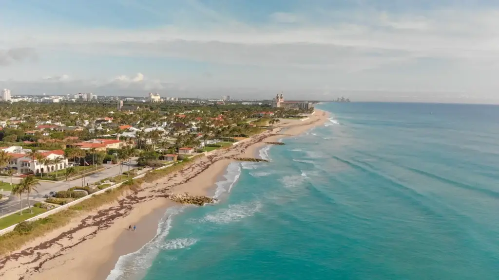 Palm Beach Florida Atlantic coastline with recognizable barrier-island geography