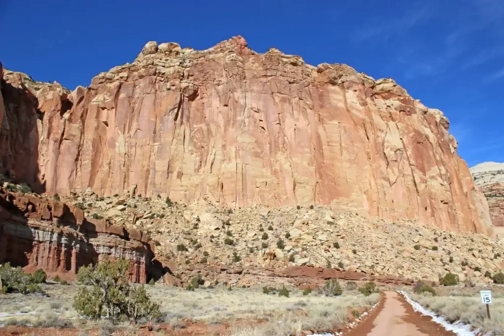 Waterpocket Fold geology field context